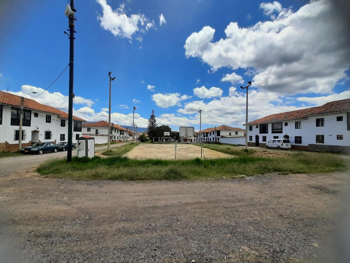 Aparta Hotel El Refugio De Maria Villa de Leyva Exterior photo